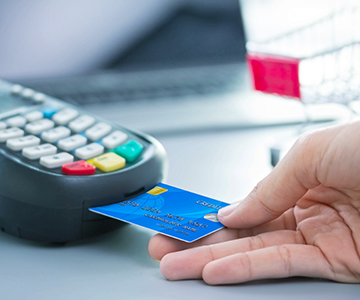 What You Need to Know About Credit Cards with Chips