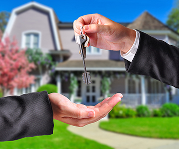 Buy Before Selling or Sell Before Buying? What to Consider When Purchasing Your Next Home