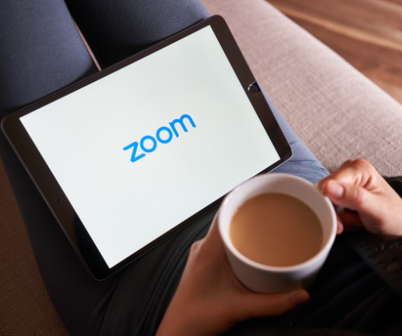 How to Use Zoom Safely